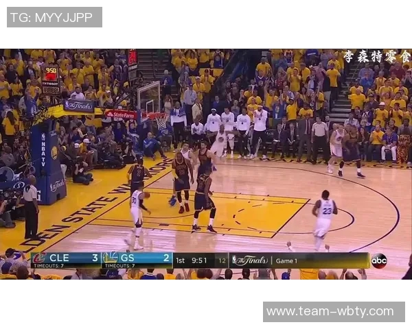 杜兰特状态火热过去6场比赛场均297分75篮板42助攻命中率超五成