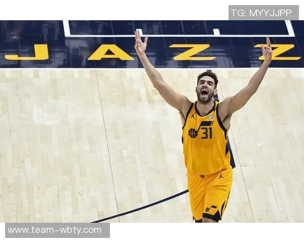 黄蜂首节三分球火力全开轰39分领先爵士14分展现强大实力 黄蜂首节三分球火力全开轰39分领先爵士14分展现强大实力