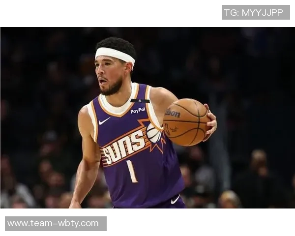 明日主场对阵76人太阳伤情更新布克与杰伦格林出战成疑