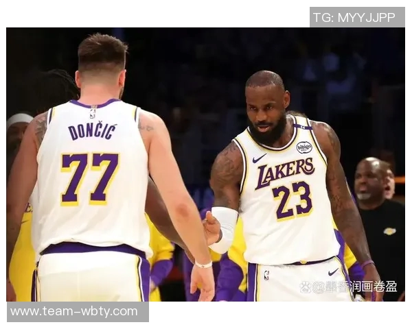 东契奇再度封盖詹姆斯骑士双向球员汤姆林究竟有何神奇之处 东契奇再度封盖詹姆斯骑士双向球员汤姆林究竟有何神奇之处